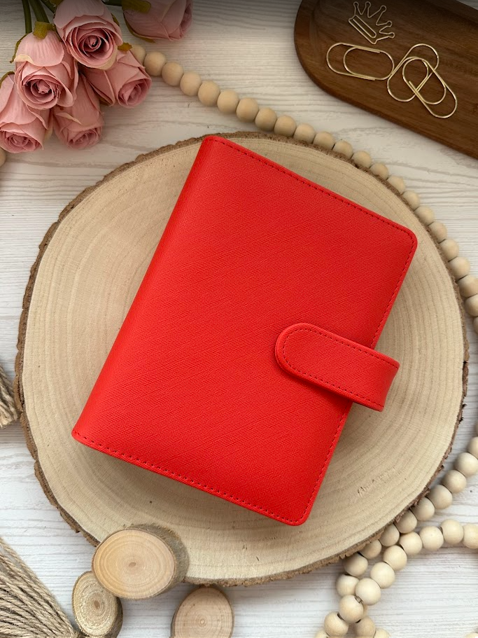 Classeur budget A6 – Collection Élise – Simili cuir vegan texturé, anneaux dorés 30 mm