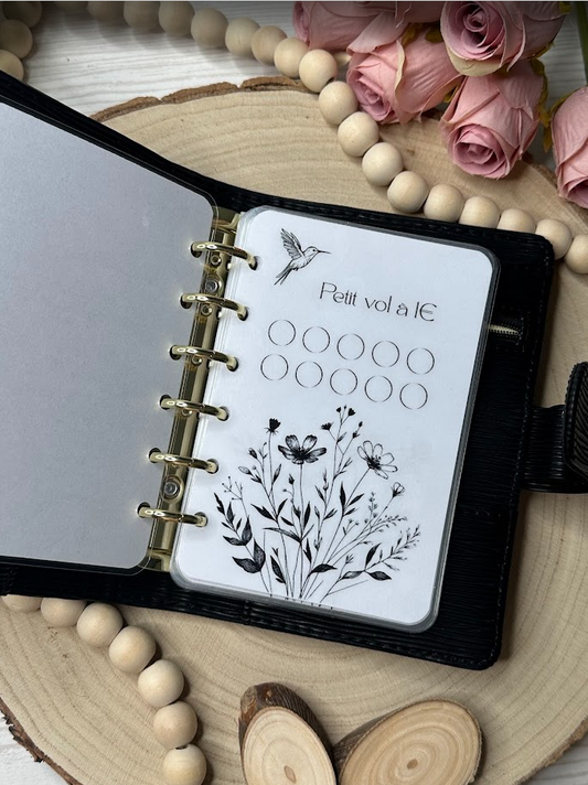 Challenge d’épargne “L’Envol du colibri” 🕊️ – Tracker budget format A7 ou A6, perforé ou à glisser