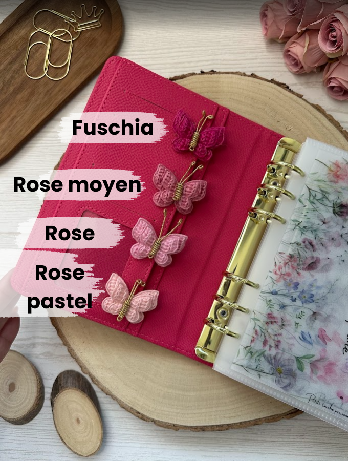 Décoration classeur budget – Papillon en tissu crocheté – Accessoire planner, agenda et organisation