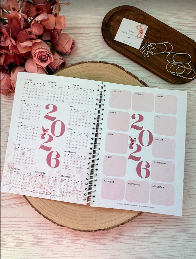 Budget Planner 2026 – Collection Lilie | Agenda financier A5 à spirale pour suivre revenus, dépenses & épargne