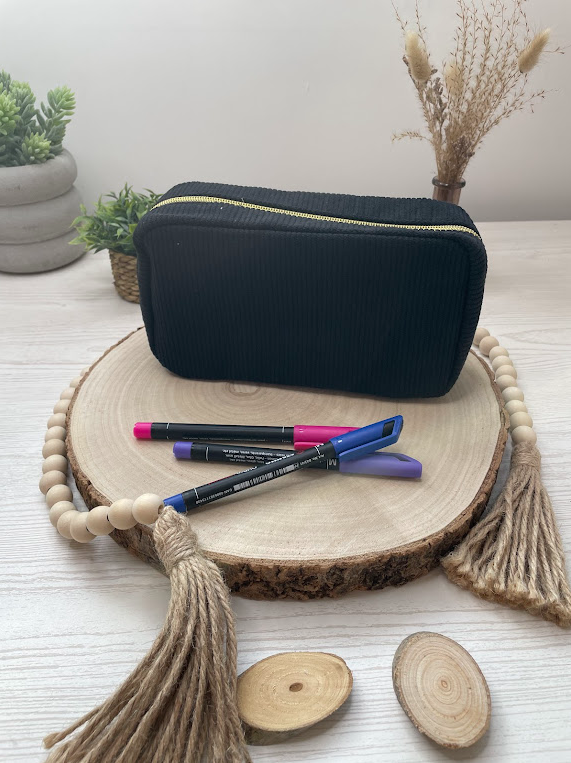 Trousse en velours côtelé – Petit ou grand modèle