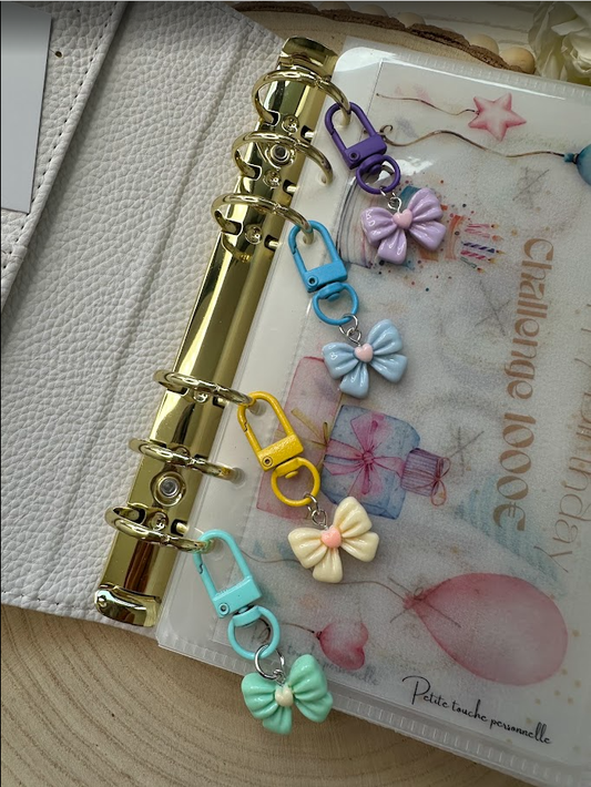 Porte-clés nœud pastel – Plusieurs couleurs disponibles – Accessoire sac, trousse ou classeur