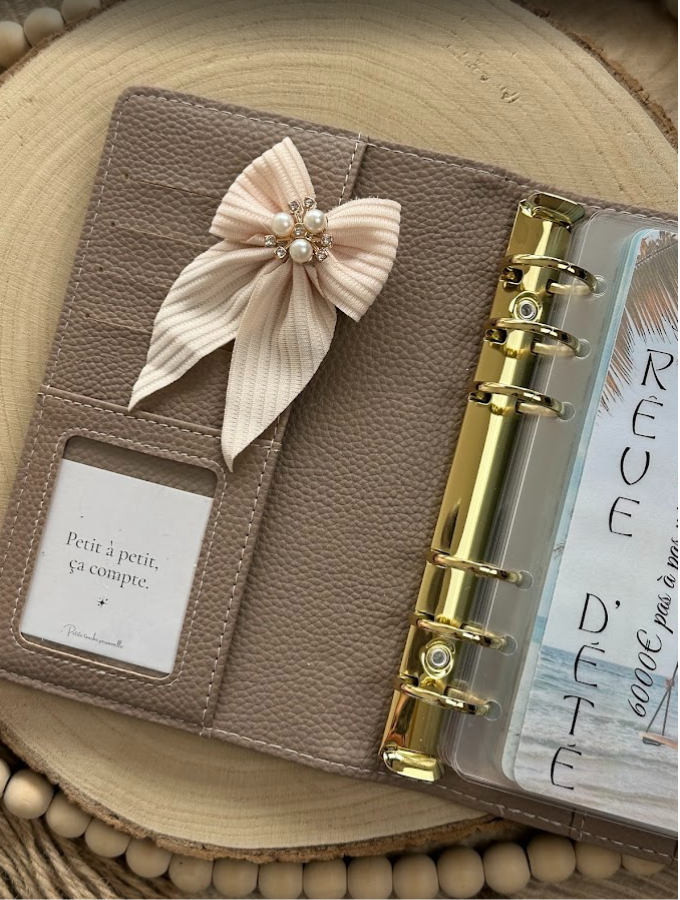 Grand nœud bijou perlé – Accessoire chic pour planner ou classeur budget (plusieurs coloris)