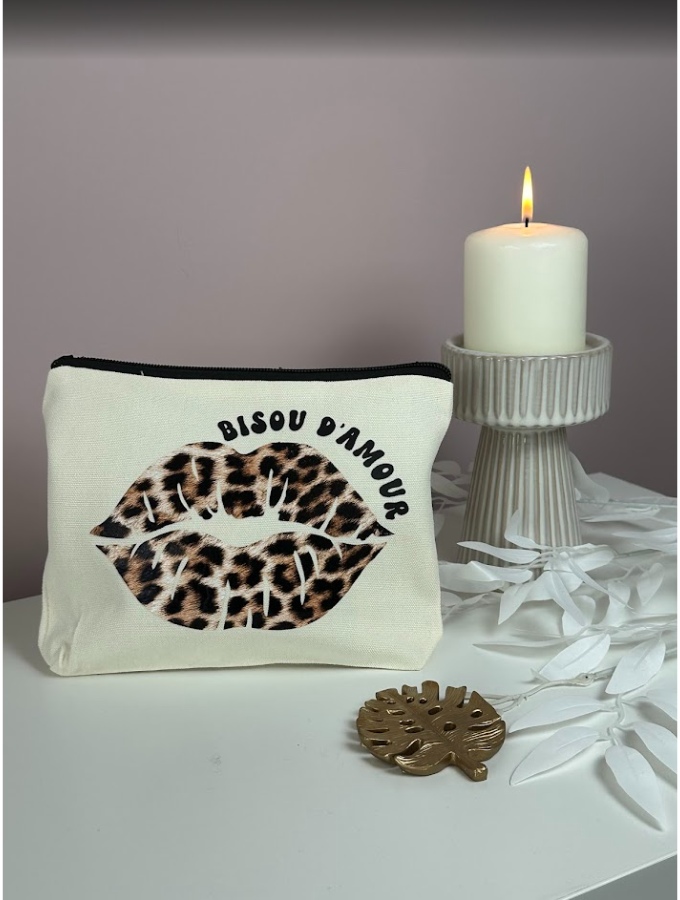 Pochette “Bisou d’amour” motif léopard