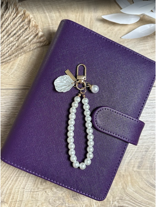 Porte-clés perles blanches – Élégance et douceur – Accessoire raffiné pour classeur budget ou trousseau