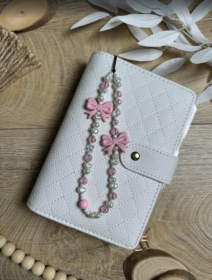 Bracelet décoratif perlé avec nœuds roses – Accessoire pour classeur budget ou planner