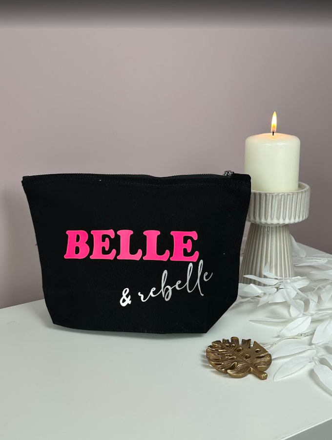 Pochette “Belle & Rebelle” en coton épais – 3 couleurs – Taille S ou M